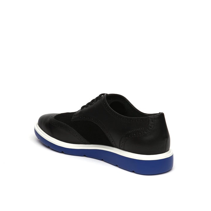 flx wingtip black + blue angle in view