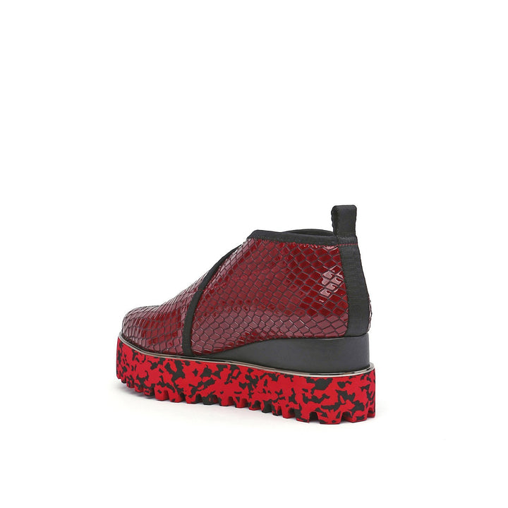 fold casual ii fire angle in view