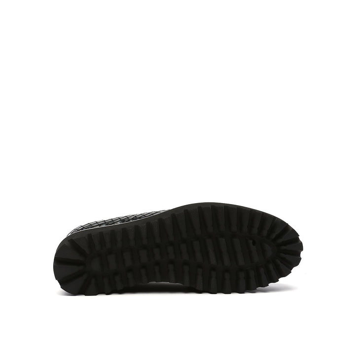 fold casual ii gun metal bottom view