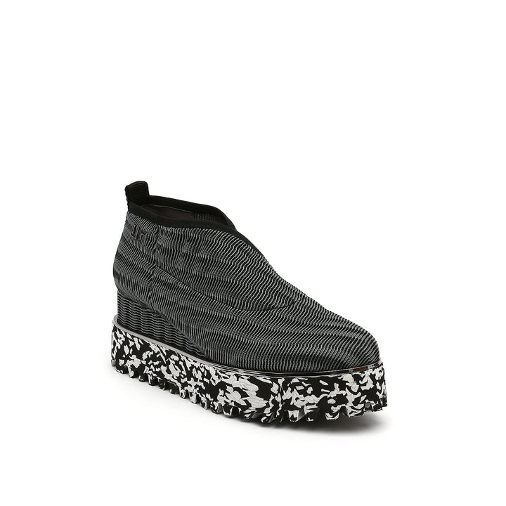 fold casual ii ash angle out view