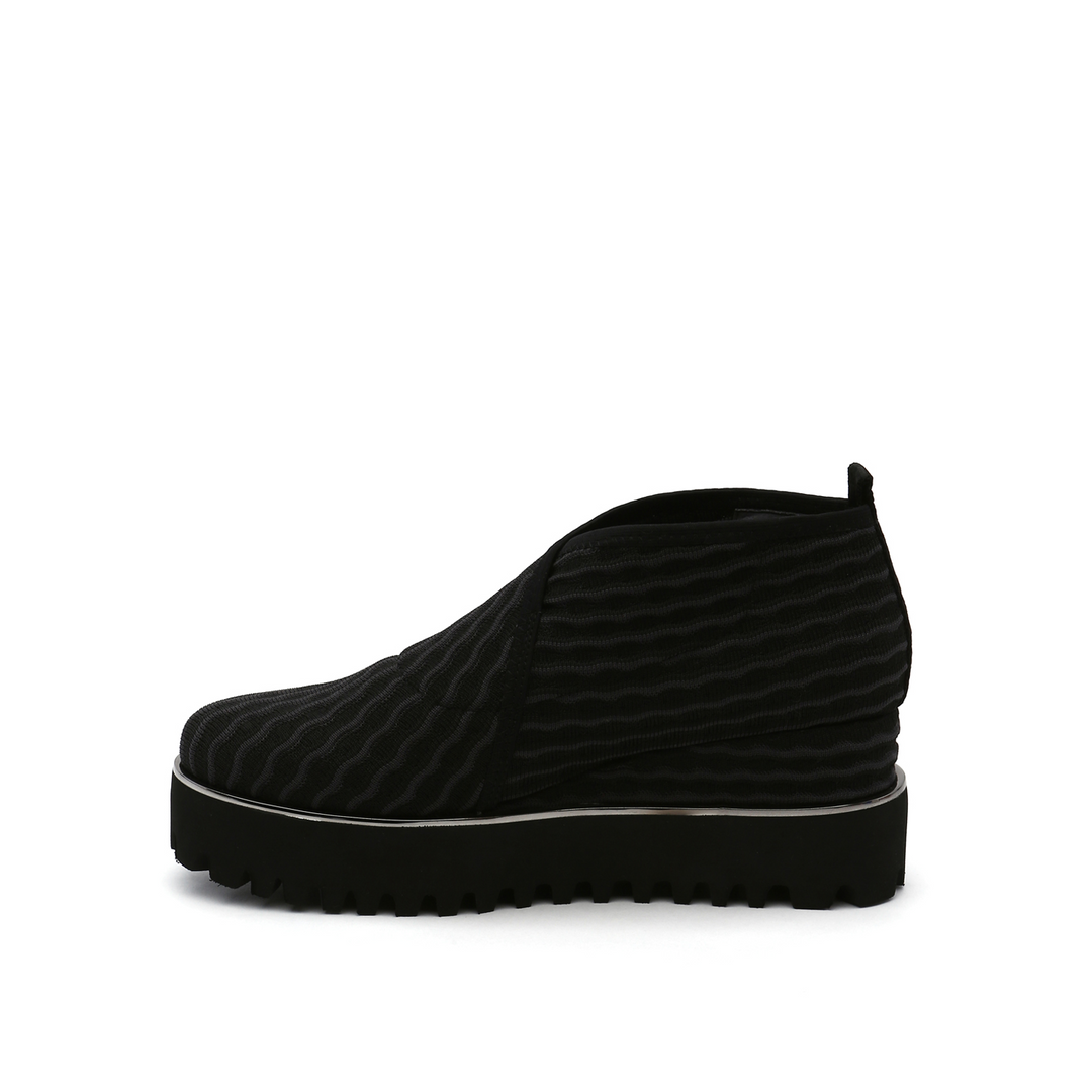 fold casual ii asphalt in view