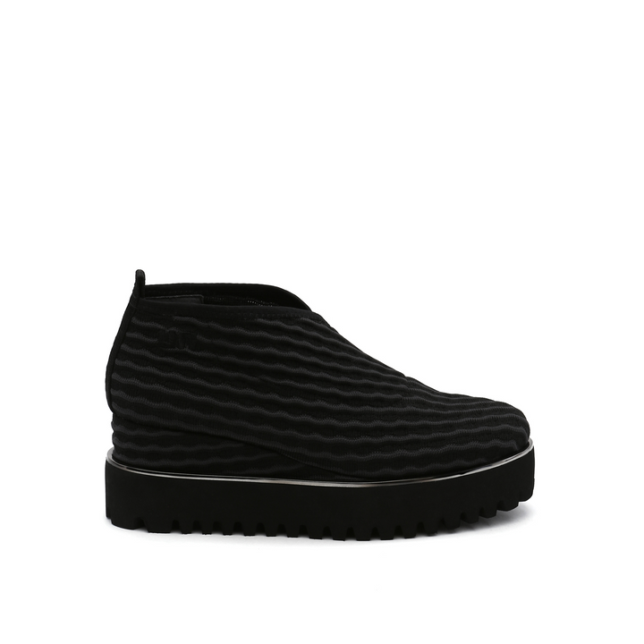 fold casual ii asphalt out view