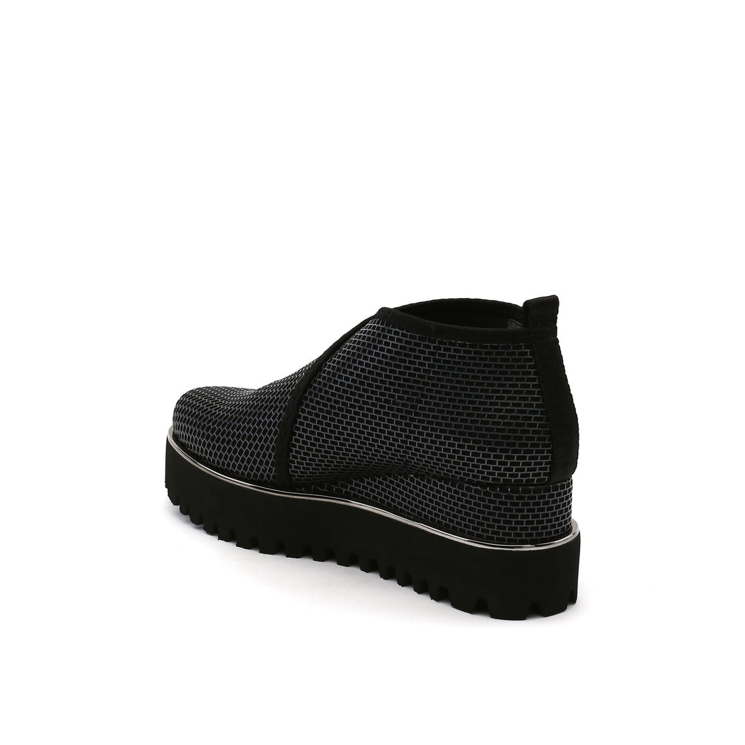 fold casual ii gunmetal angle in