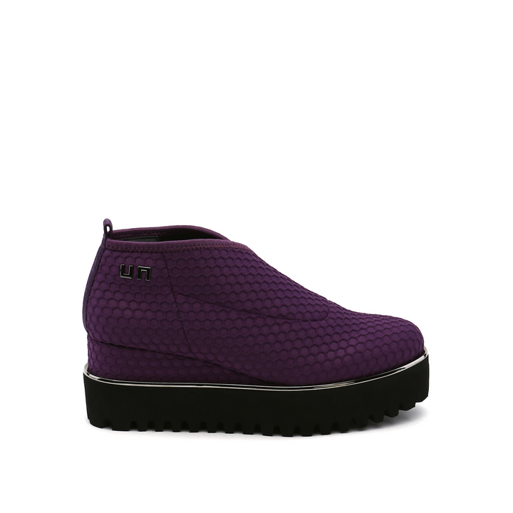 fold casual ii purple out view