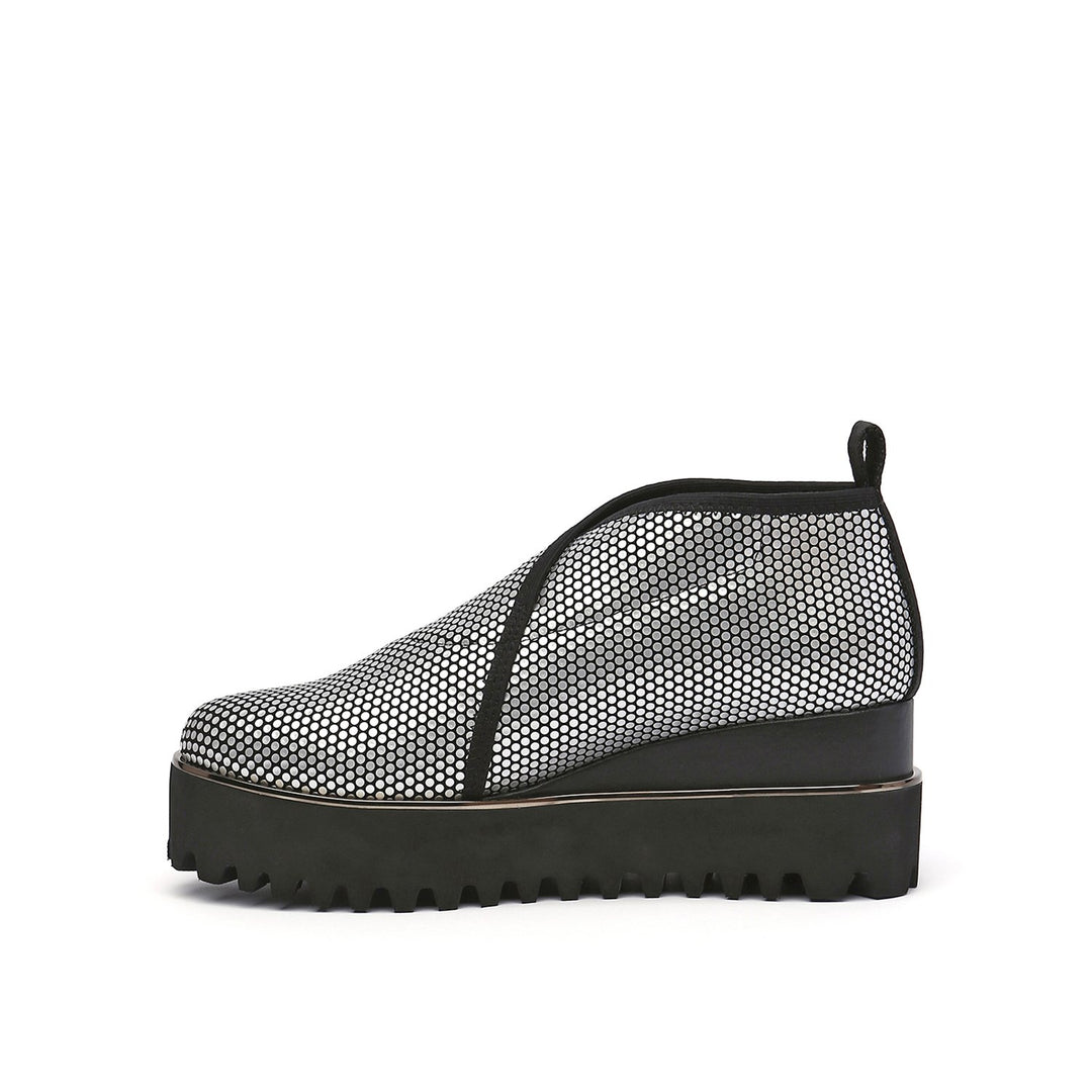 fold casual ii silver in view