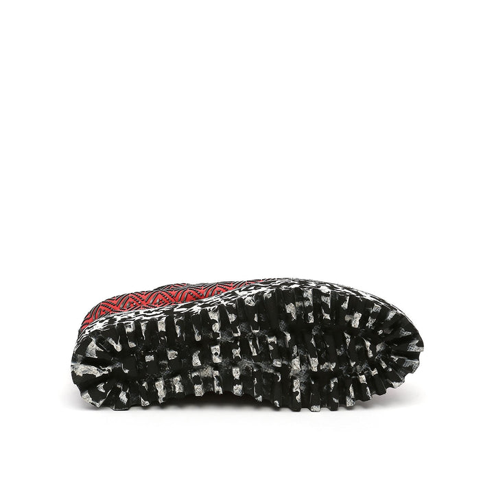 fold casual II coral and gun metal bottom view