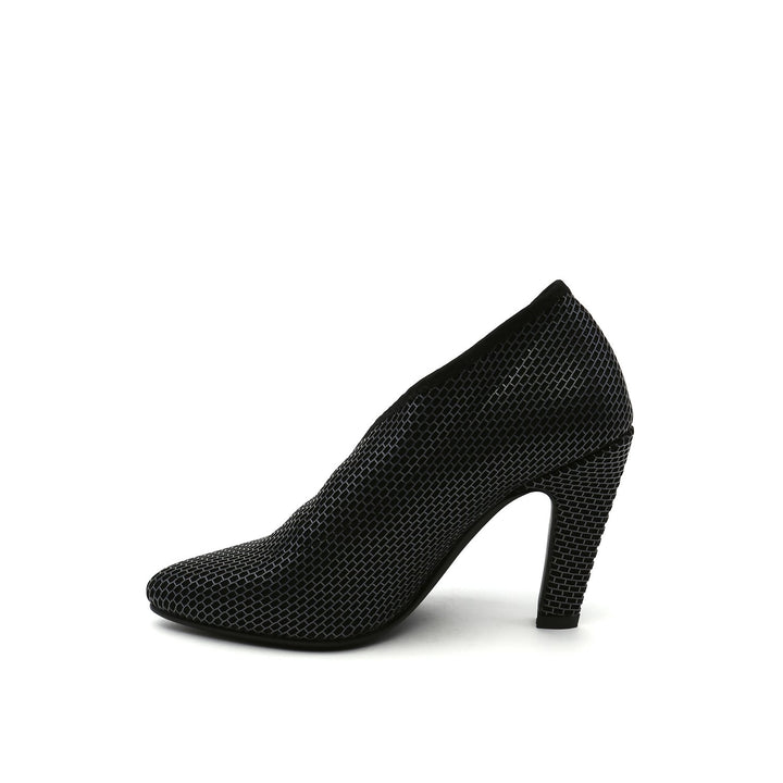 fold lite hi gunmetal in view