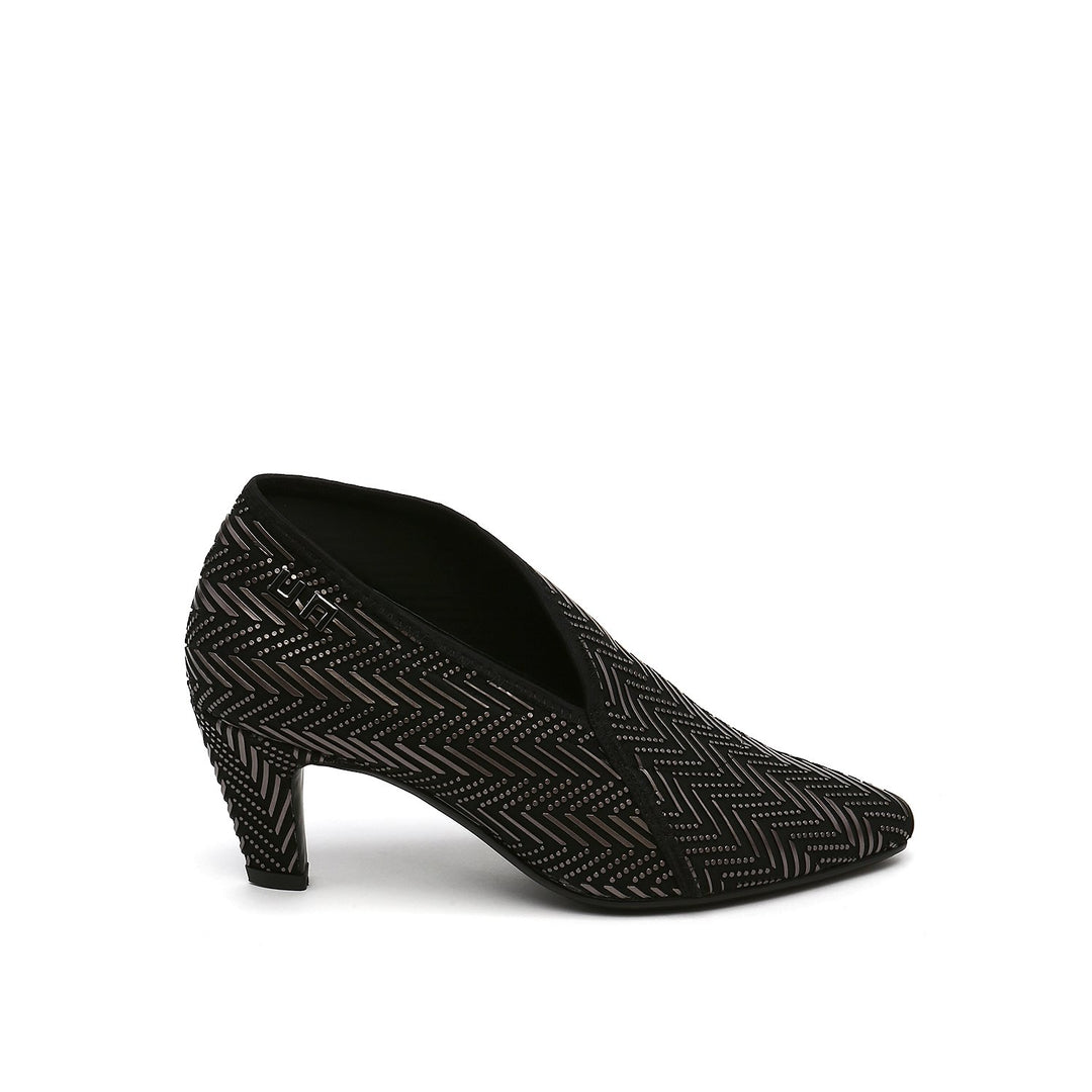 fold lite mid black gun metal out view