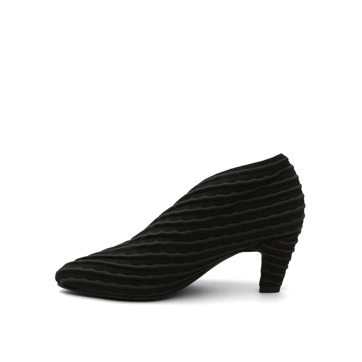 fold lite mid asphalt in view