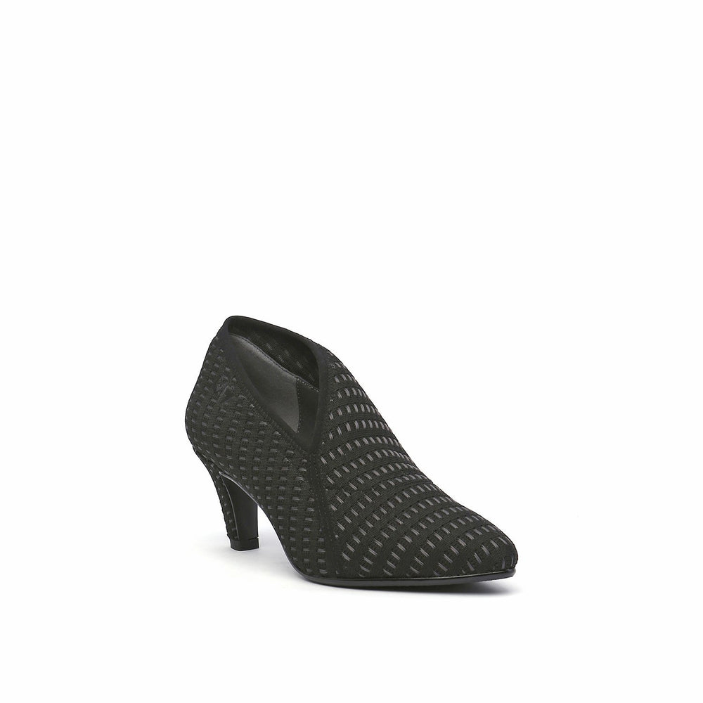 fold lite mid charcoal interknit angle out view