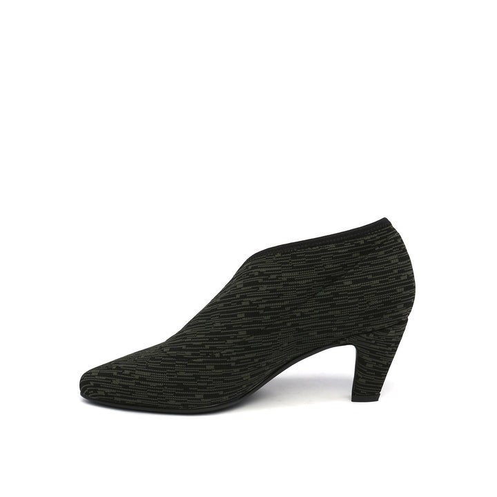 fold lite mid olive in view