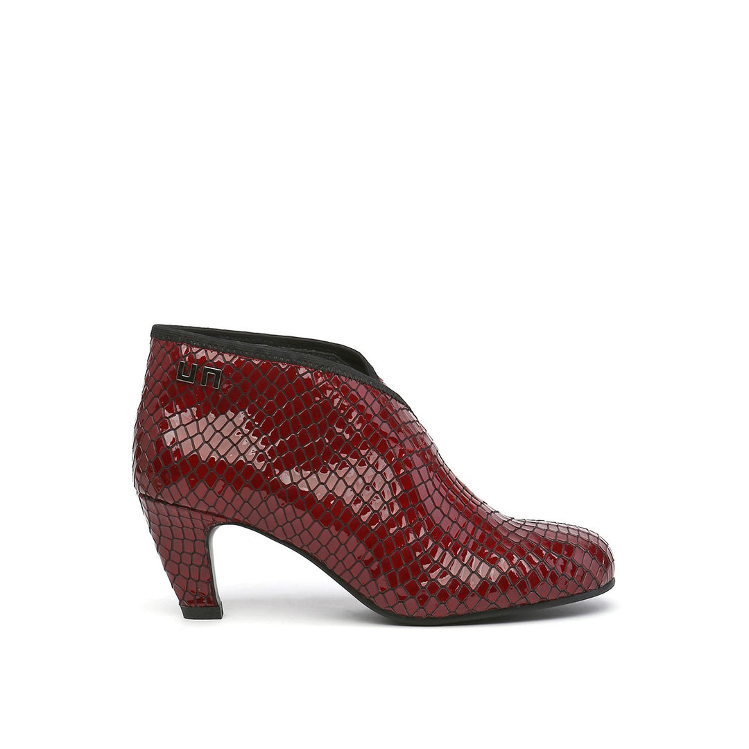 fold mid fire out view