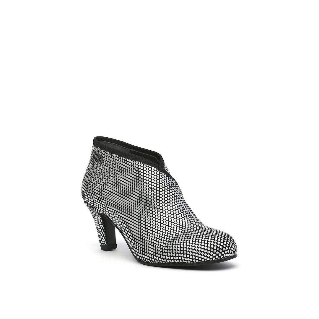 fold mid silver angle out view