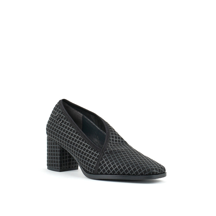 fold stella mid black grid angle out view