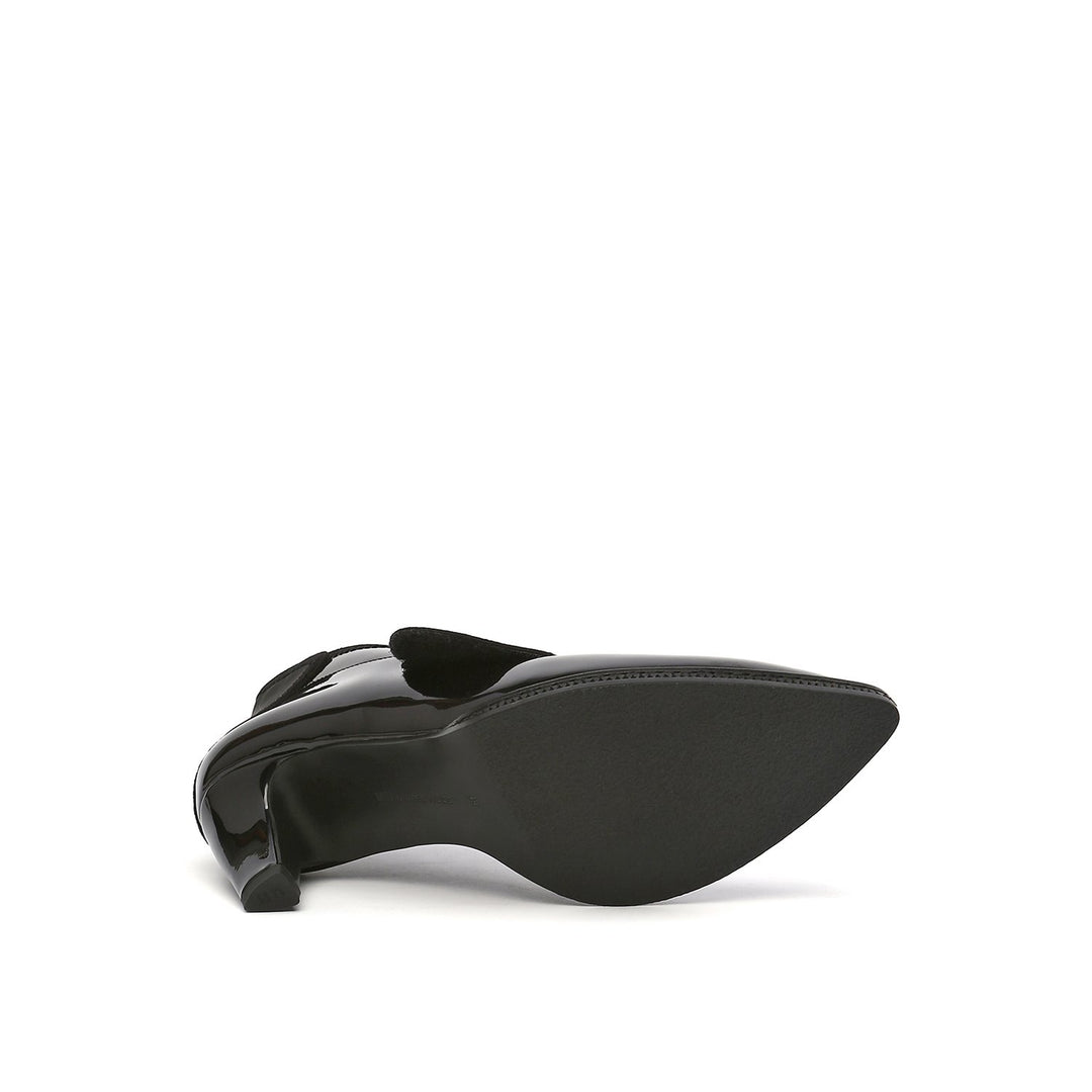 furrow mid black bottom view