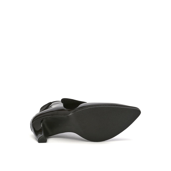 furrow mid black bottom view