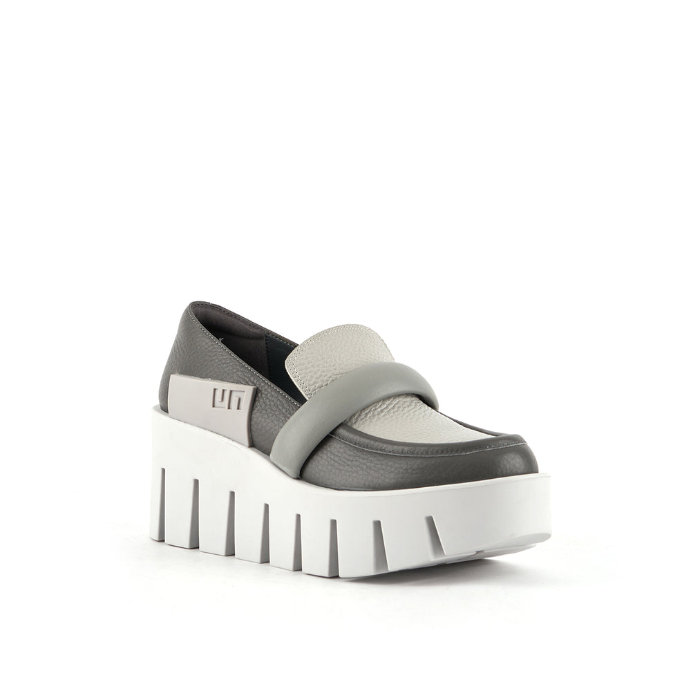 grip loafer lo composite angle out view