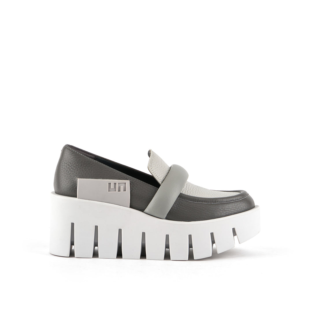 grip loafer lo composite outside view