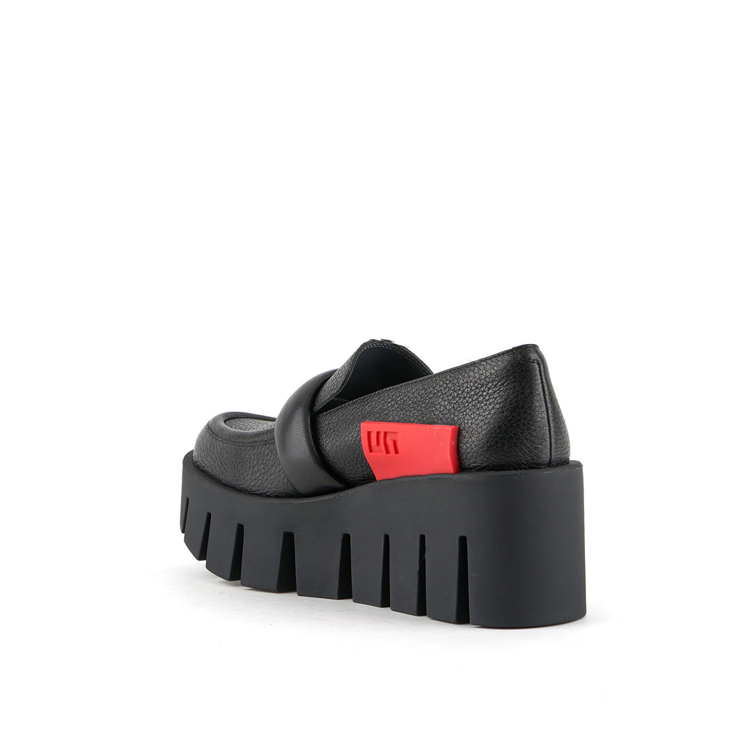 grip loafer lo portland angle in view