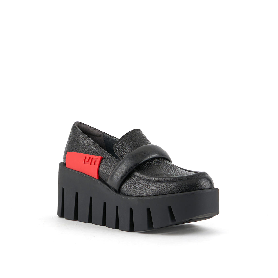 grip loafer lo portland angle out view