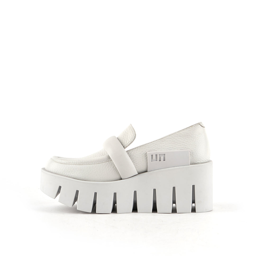 grip loafer lo quiet grey inside view