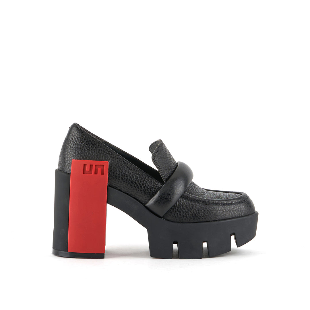 grip loafer mid portland outside view