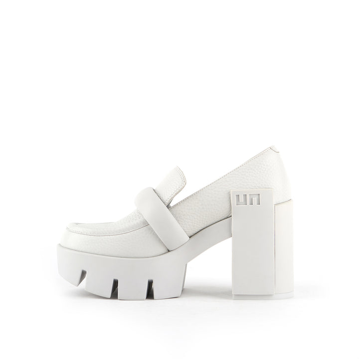 grip loafer mid quiet grey inside view