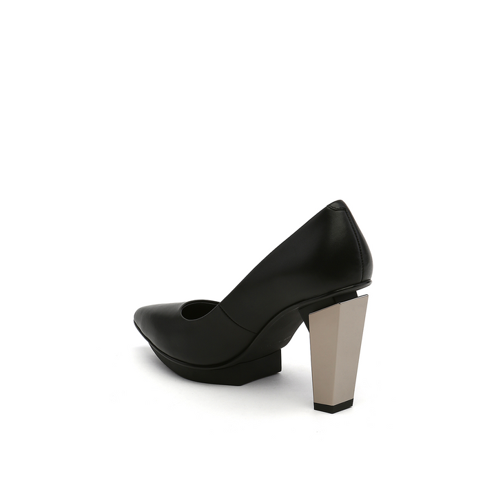 lev pump hi black + gun metal angle in view