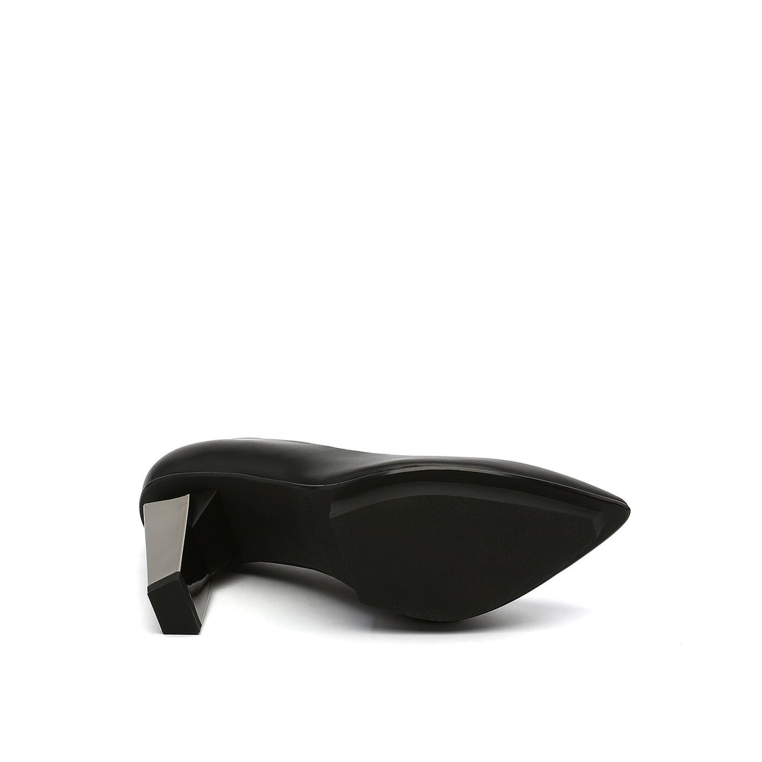 lev pump hi black + gun metal bottom view