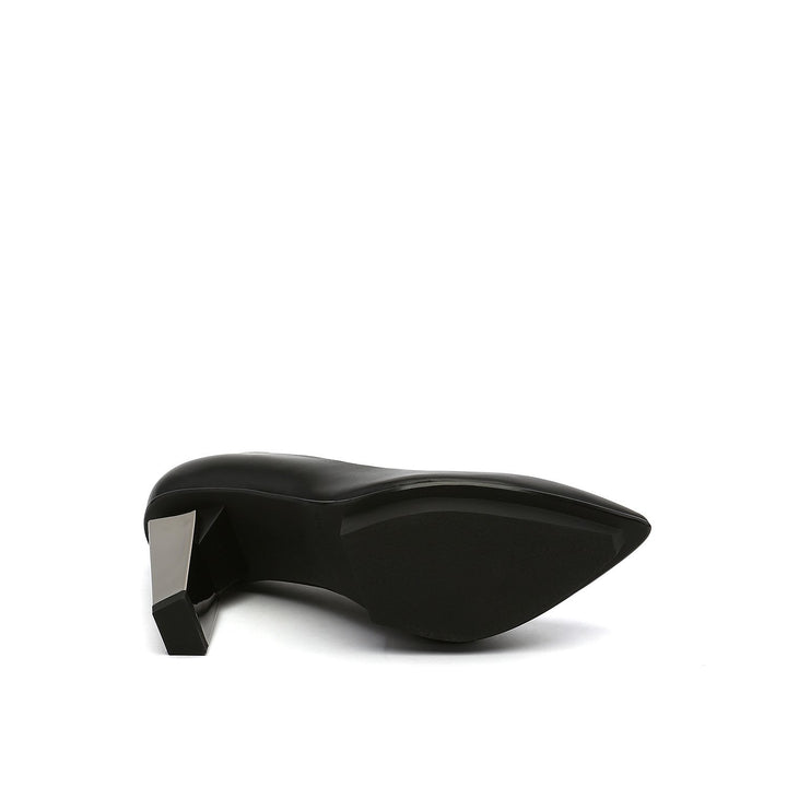 lev pump hi black + gun metal bottom view