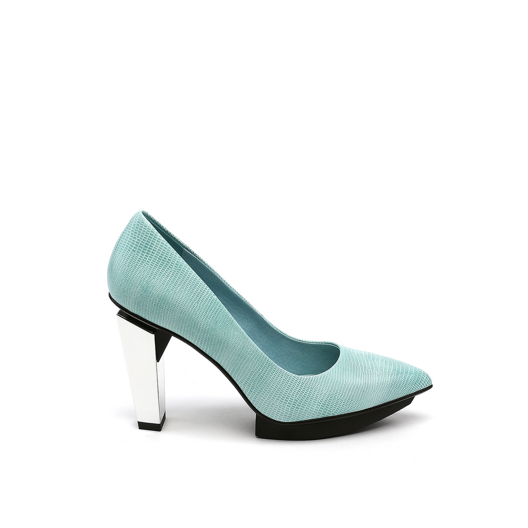 lev pump hi ice out view