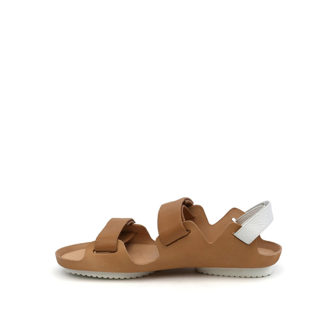lilt sandal beige + white in view