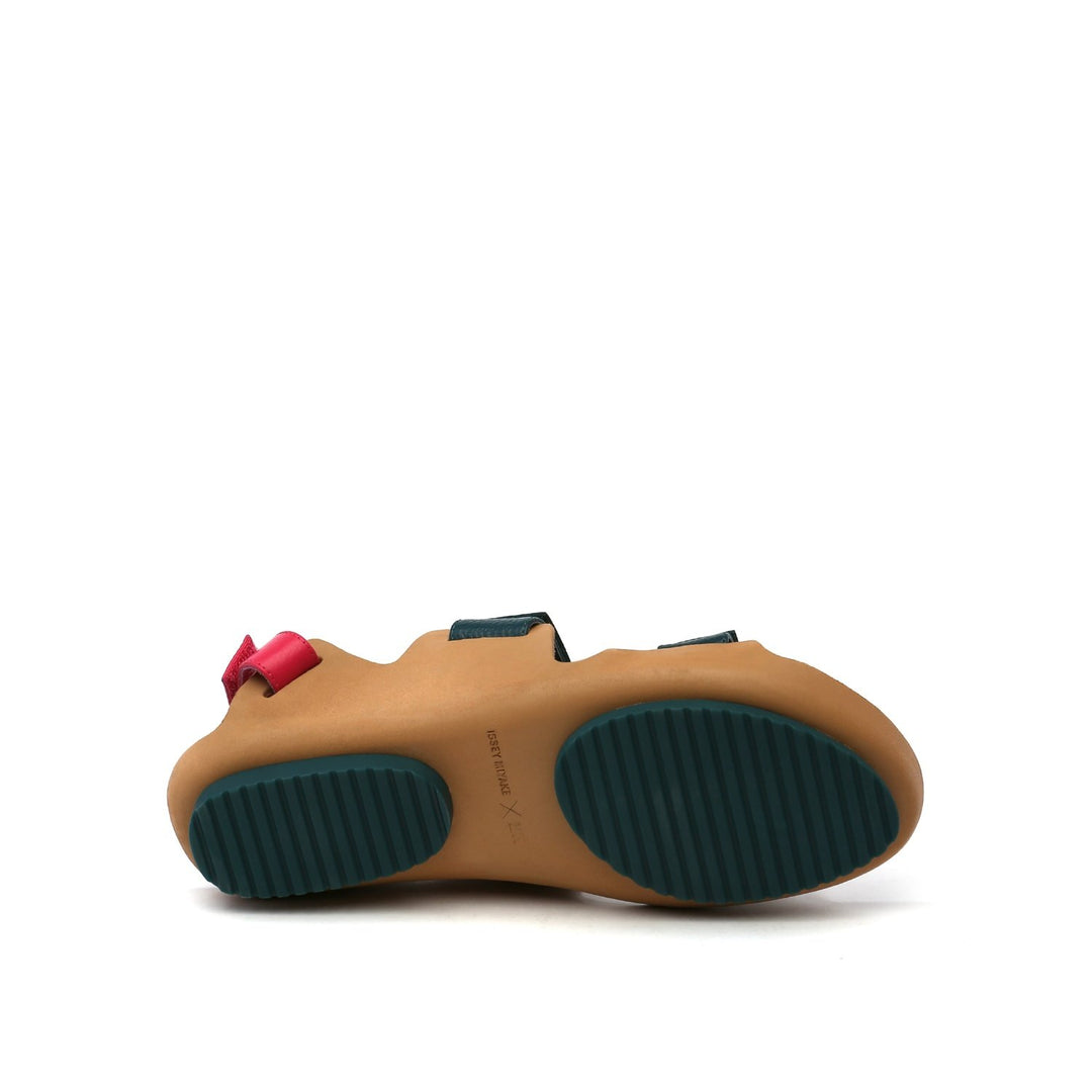 lilt sandal green + pink bottom view