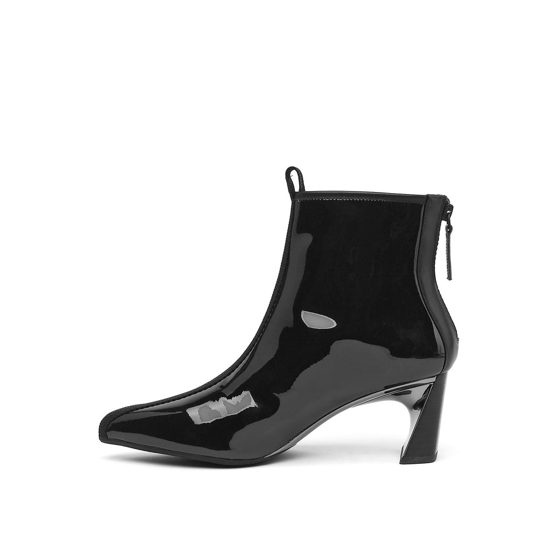 lucid molten mid black in view