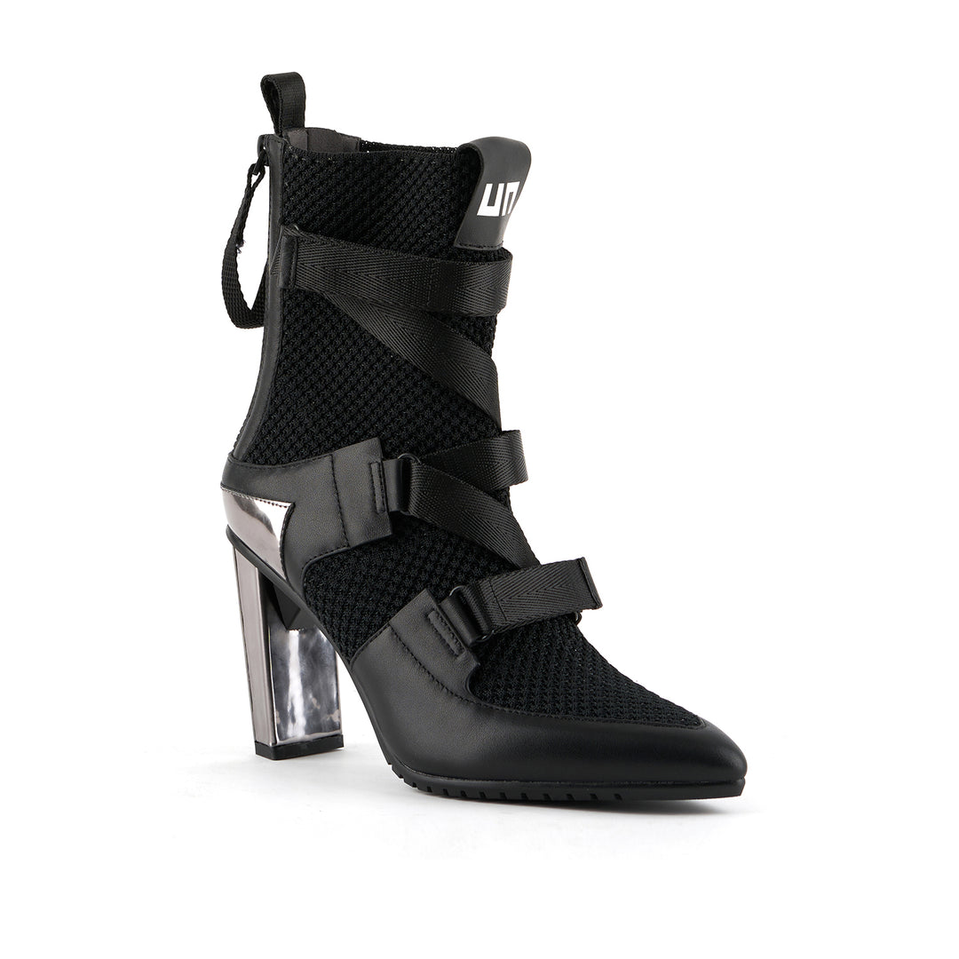 luxor sport hi black angle out view