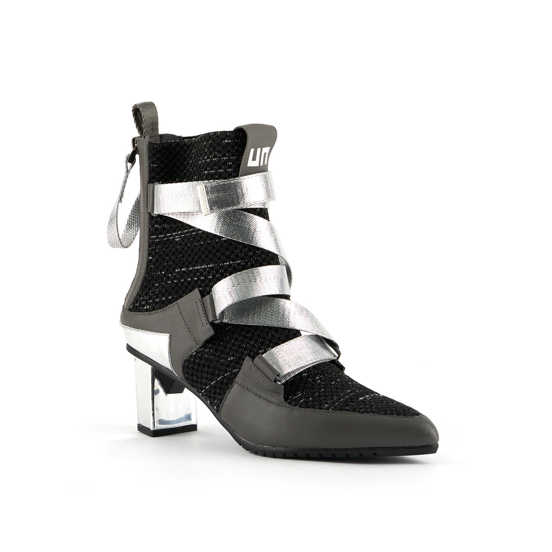 luxor sport mid grey 2 angle out view