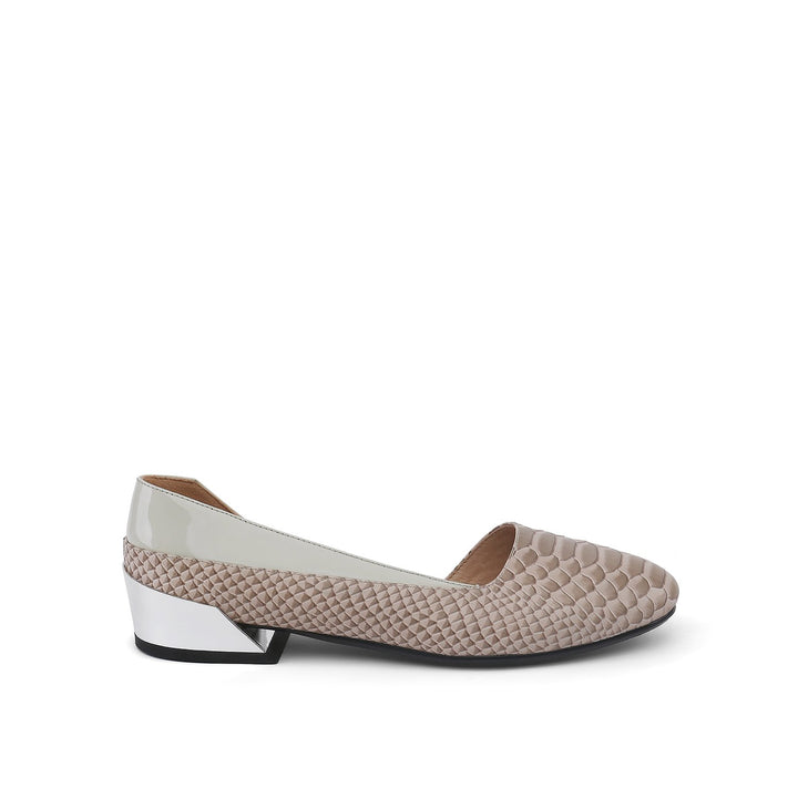 maya nude mix out view