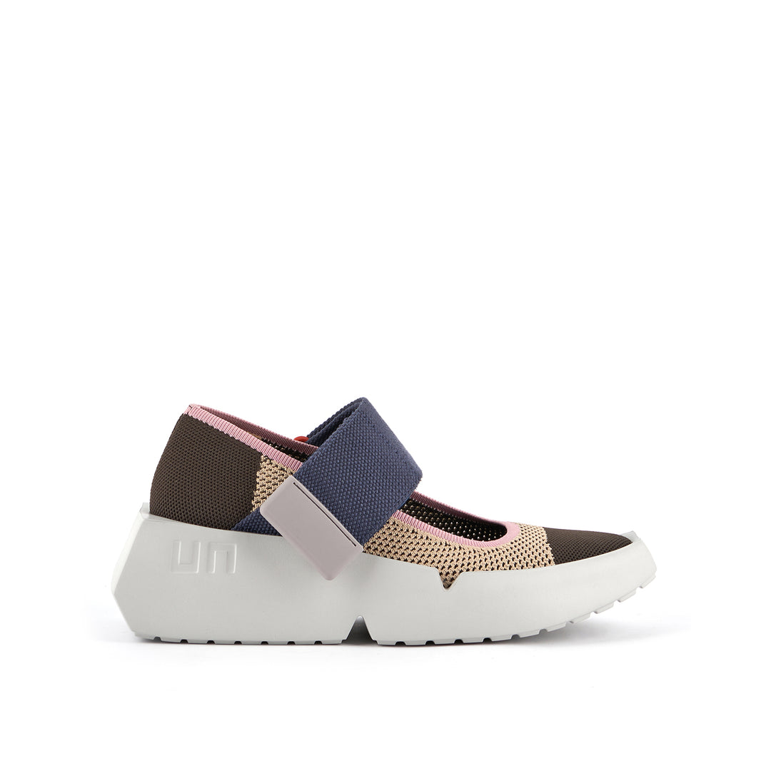 mega mj mocha outside view