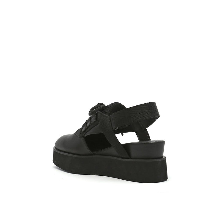 miku sport summer black angle in view