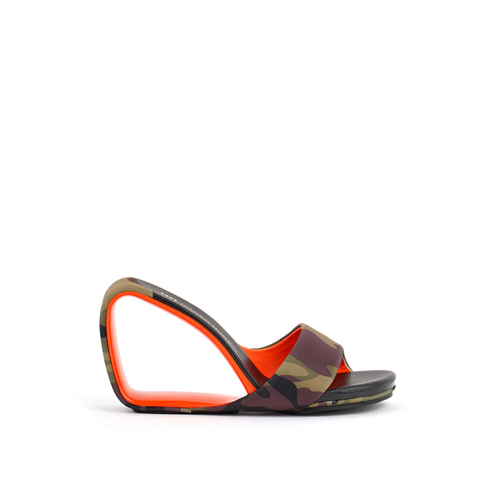 mobius hi camouflage out view