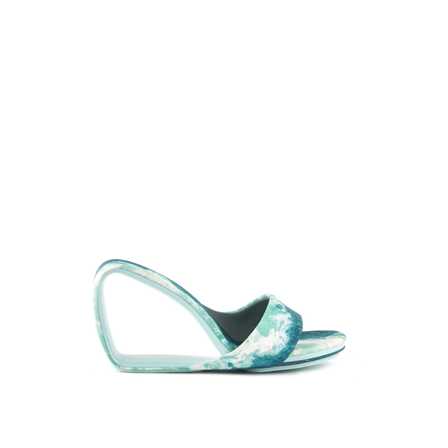 Mobius Hi – United Nude