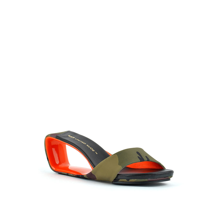 mobius mid camouflage angle out view