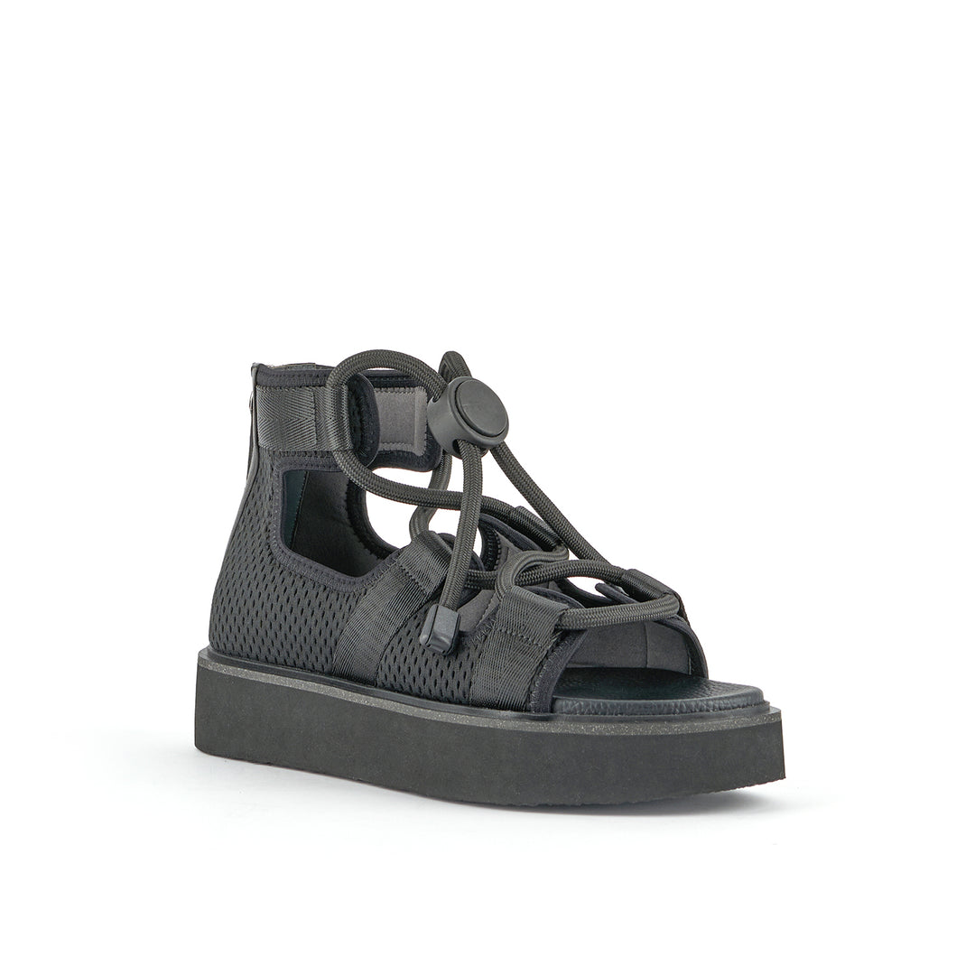 nomadic lo black angle out view