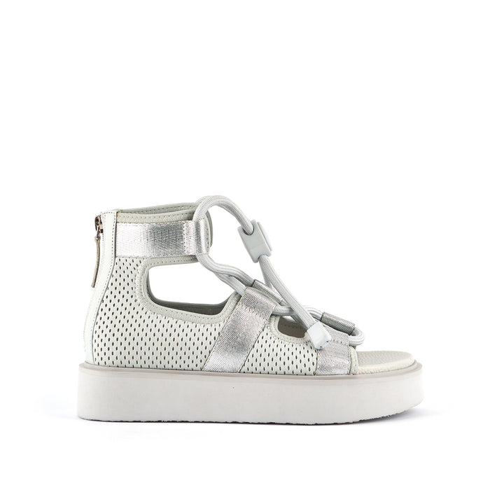 nomadic lo mylar outside view