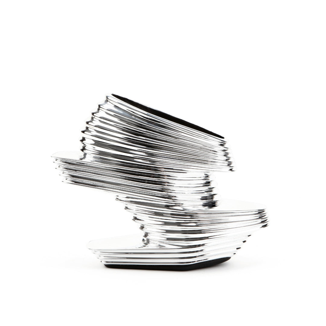 zaha nova silver out view