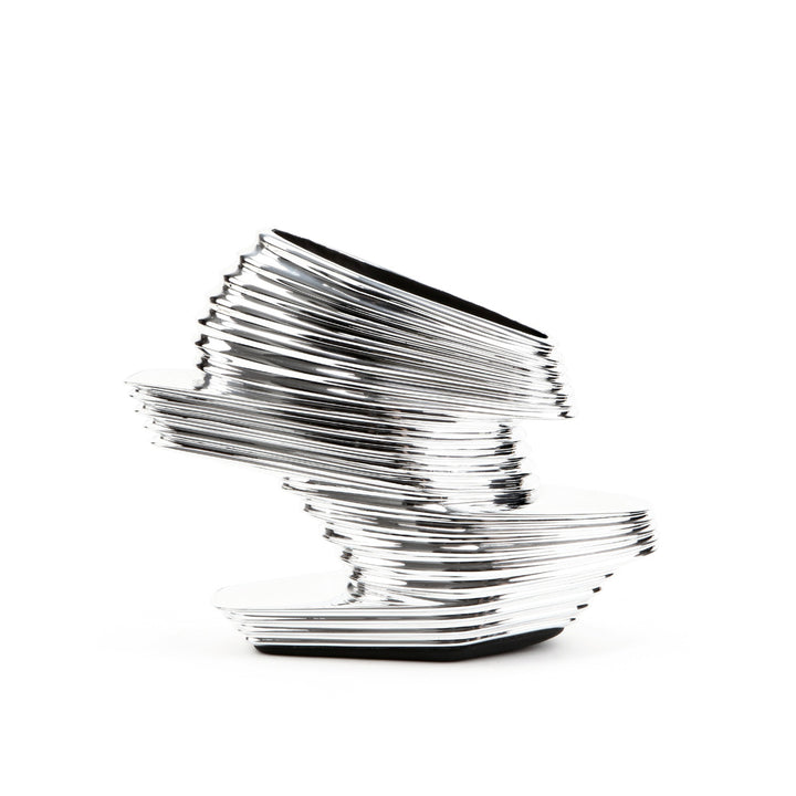 zaha nova silver out view