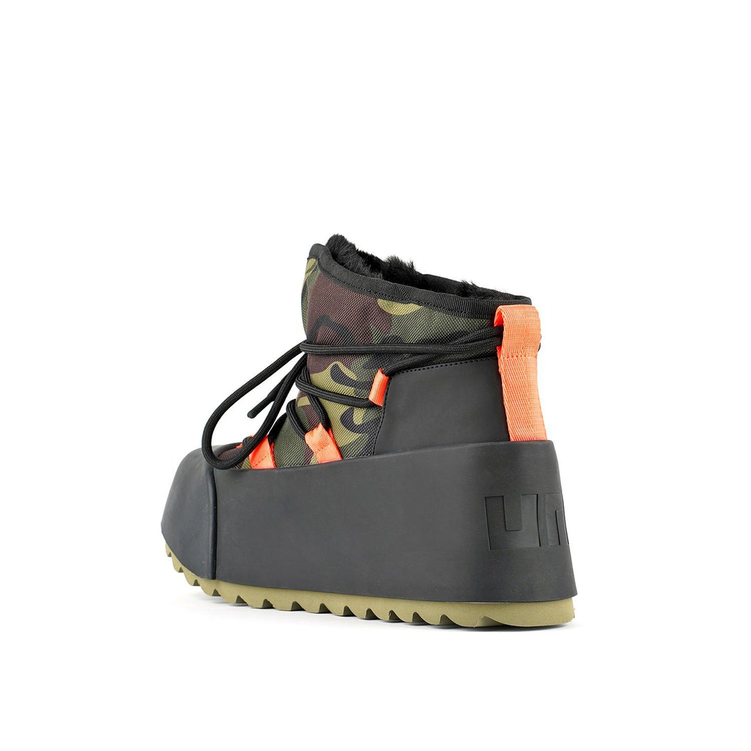 polar bootie camouflage angle in view