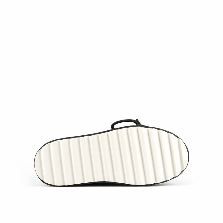 polar bootie silver bottom view