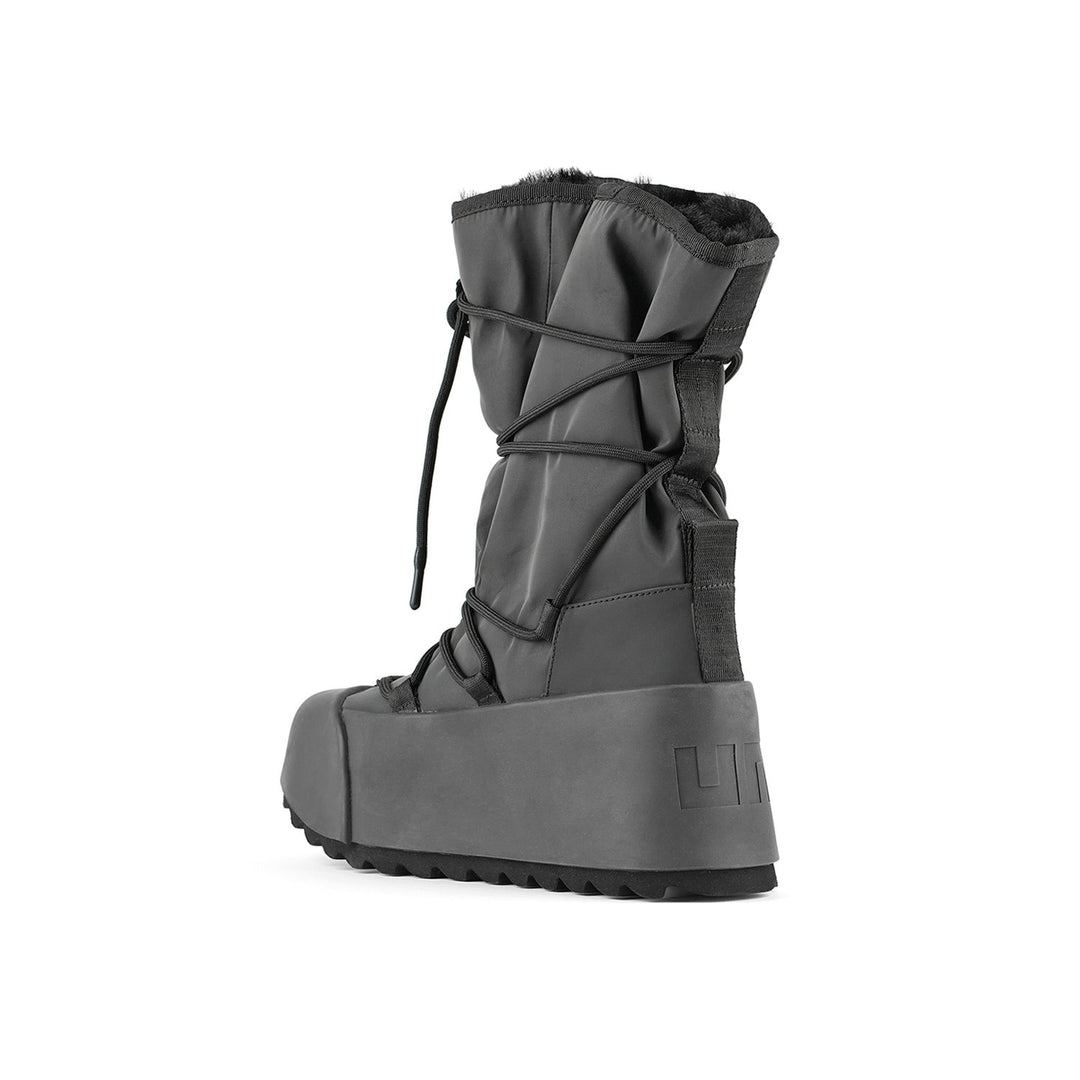 polar calf boot black angle in view