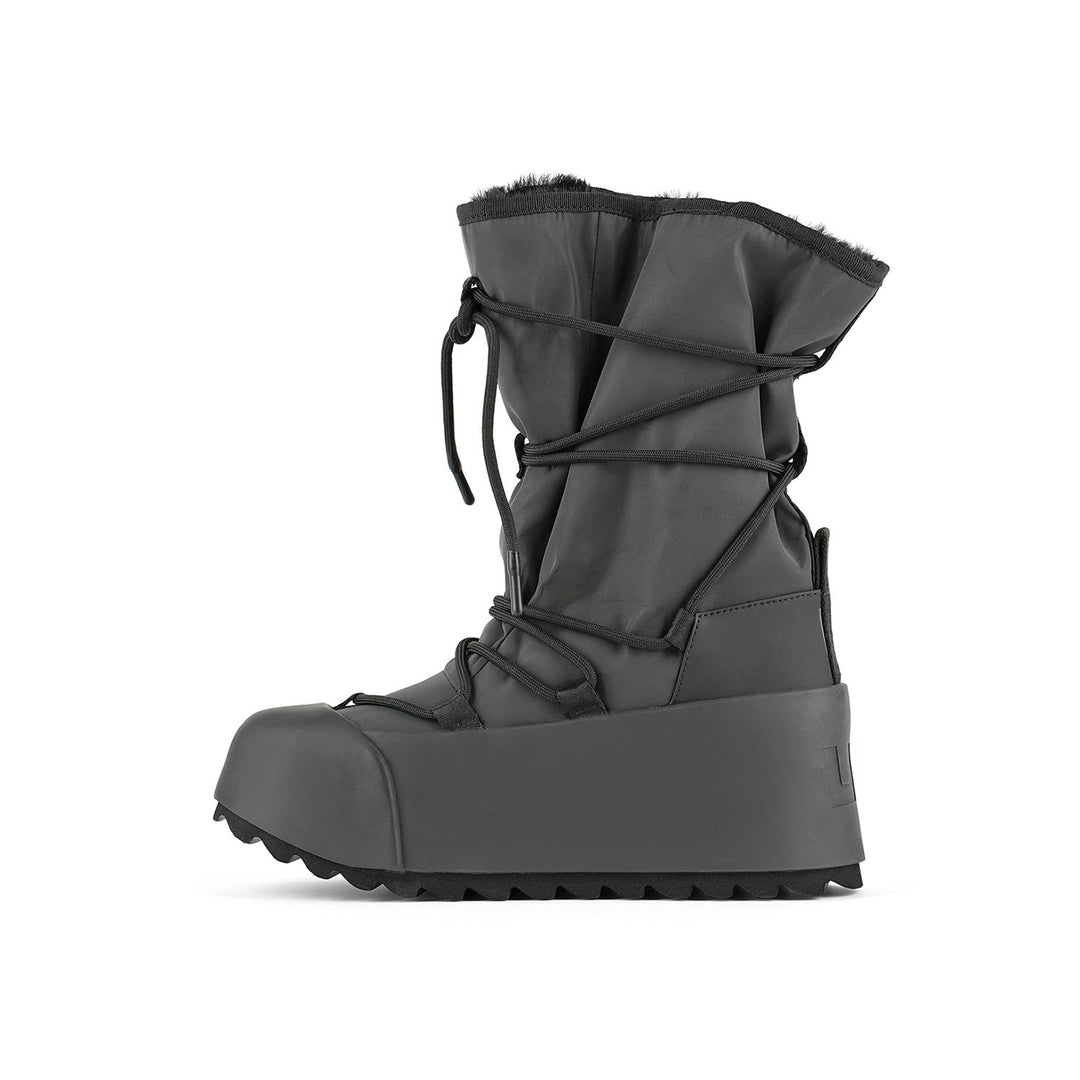 polar calf boot black in view